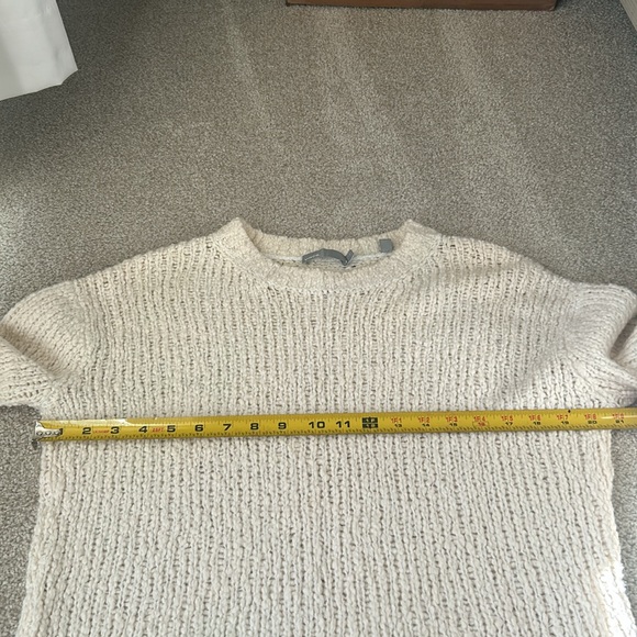 Vince sweater - Picture 7 of 11